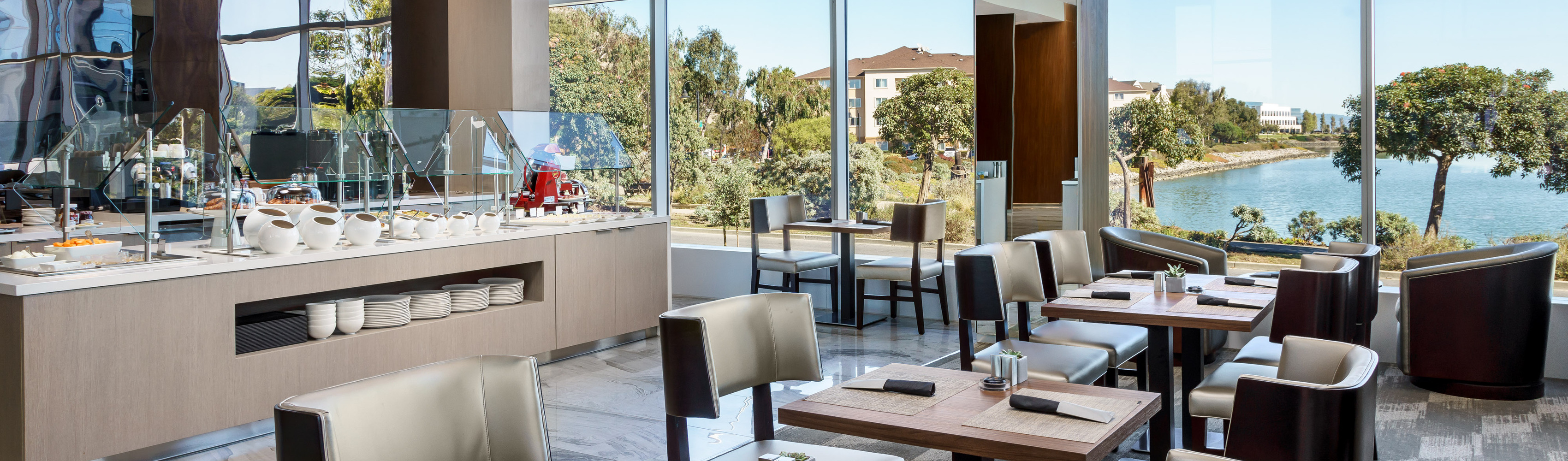 AC Hotel San Francisco Airport/Oyster Point Waterfront