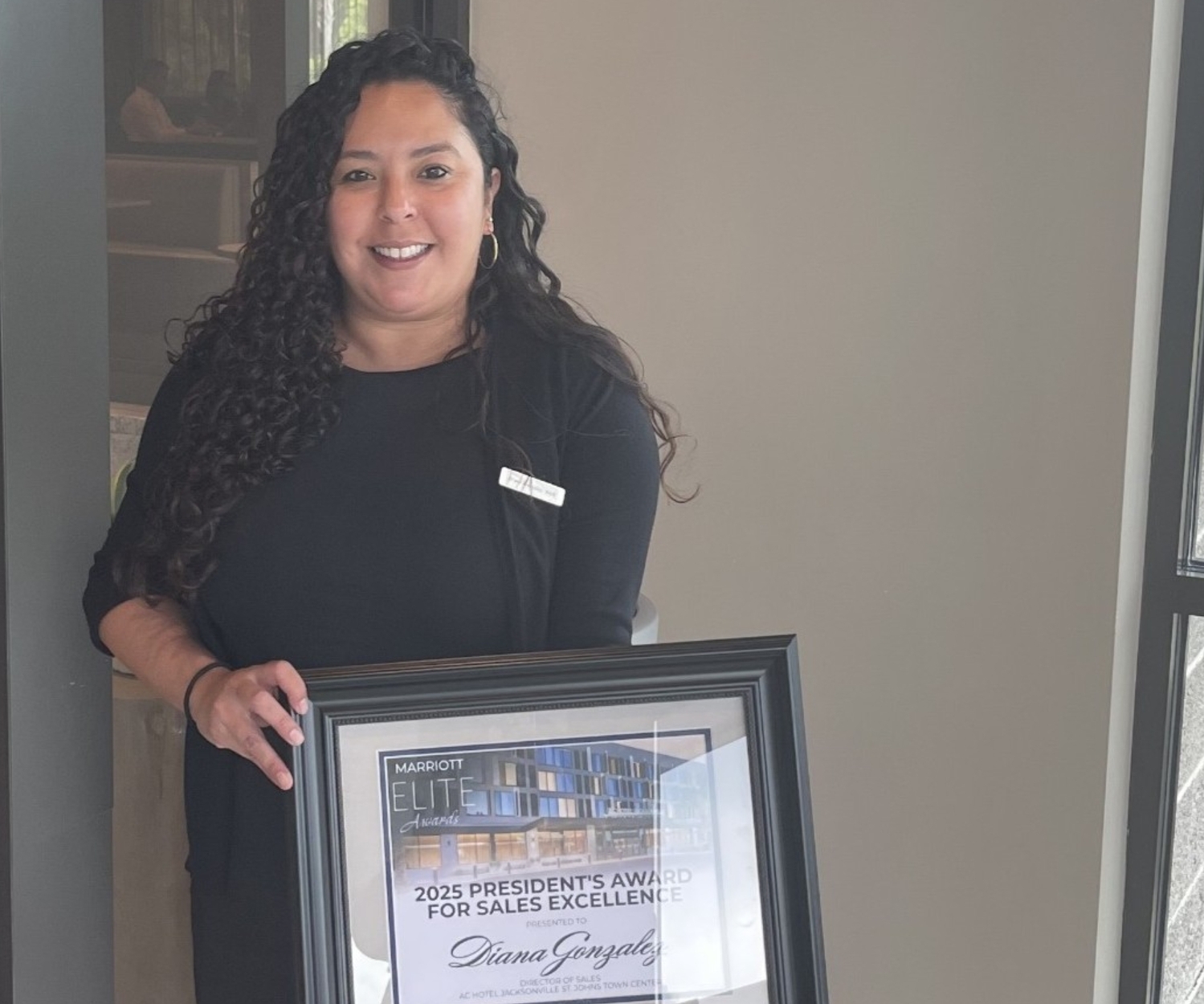 Energizing Sales Excellence: Diana Gonzalez Wins ELITE President’s Award
