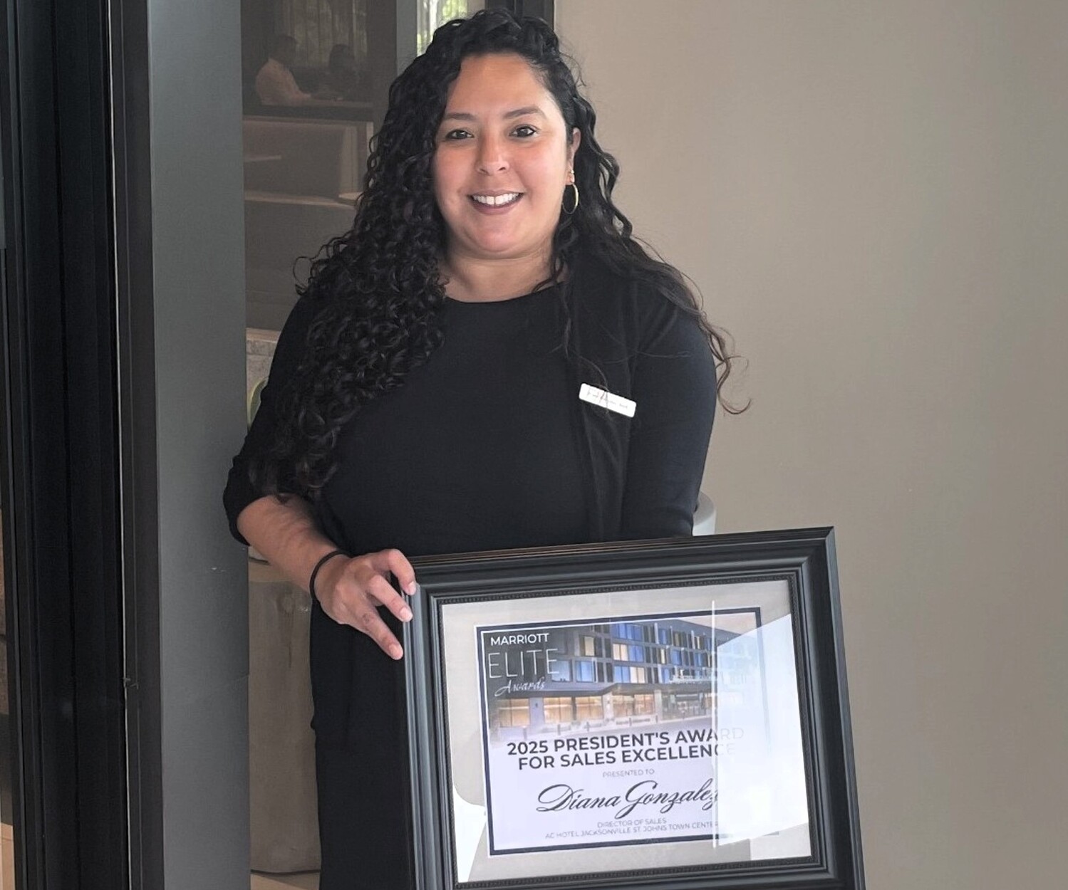Energizing Sales Excellence: Diana Gonzalez Wins ELITE President’s Award